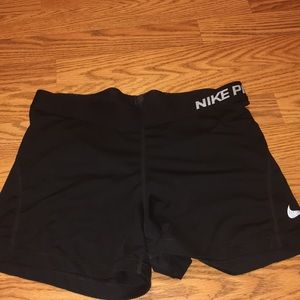 Black nike pros
